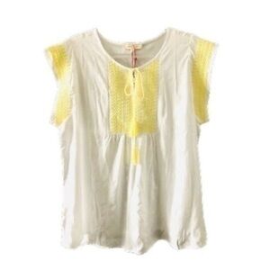 NWT SOLITAIRE WOMENS 100% Rayon  Embroidered Top Size Large